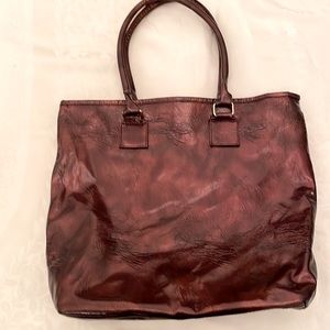 Ester Lauder large tote bag, crinkle (faux) patent leather maroon (Mlb)